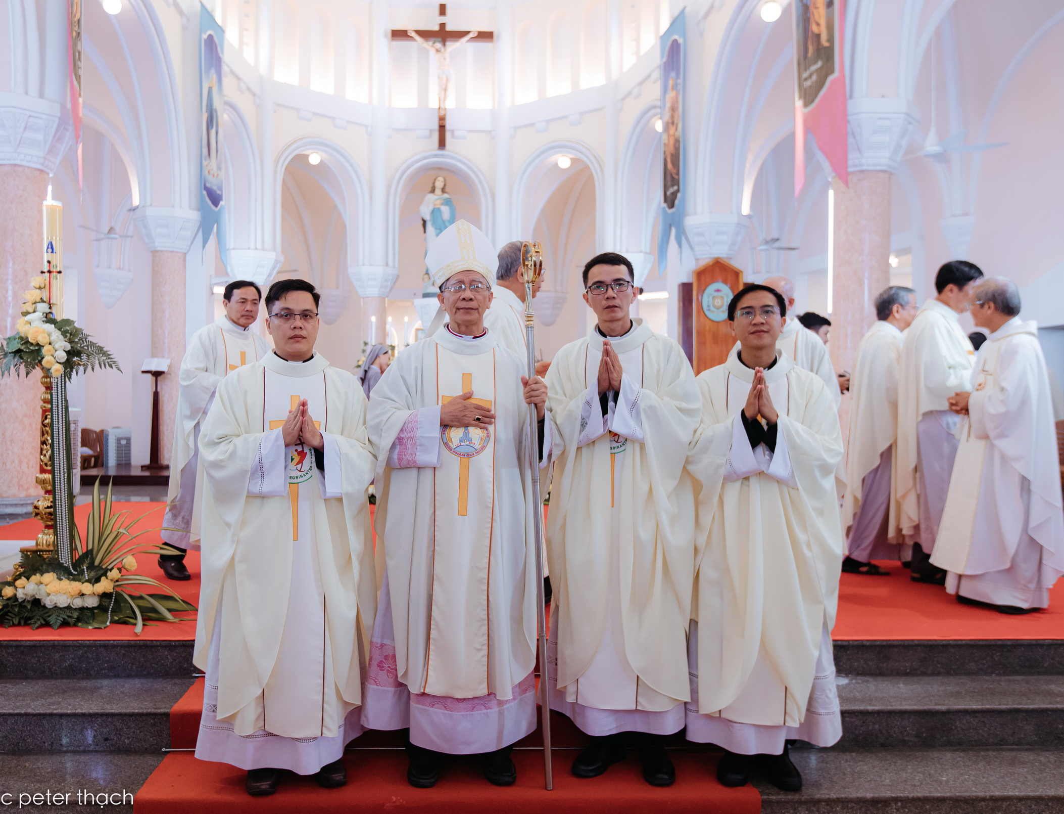 THÁNH LỄ TRUYỀN CHỨC LINH MỤC GIÁO PHẬN QUI NHƠN